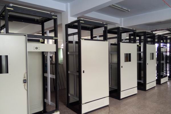 乾安配电柜-3683厂家配电柜检修需要注意的